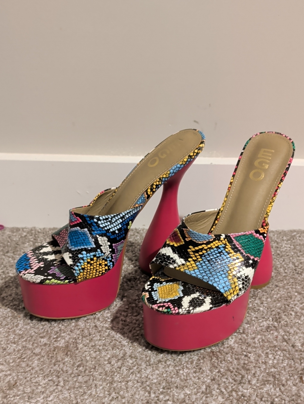 Qupid Size 7 Multicolor Snakeskin Platform Mules Hot Pink Sculptural Heels